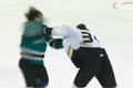 Hockeyfight mellan Aaron Voros och Douglas Murray