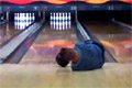 Armlös bowlingspelare